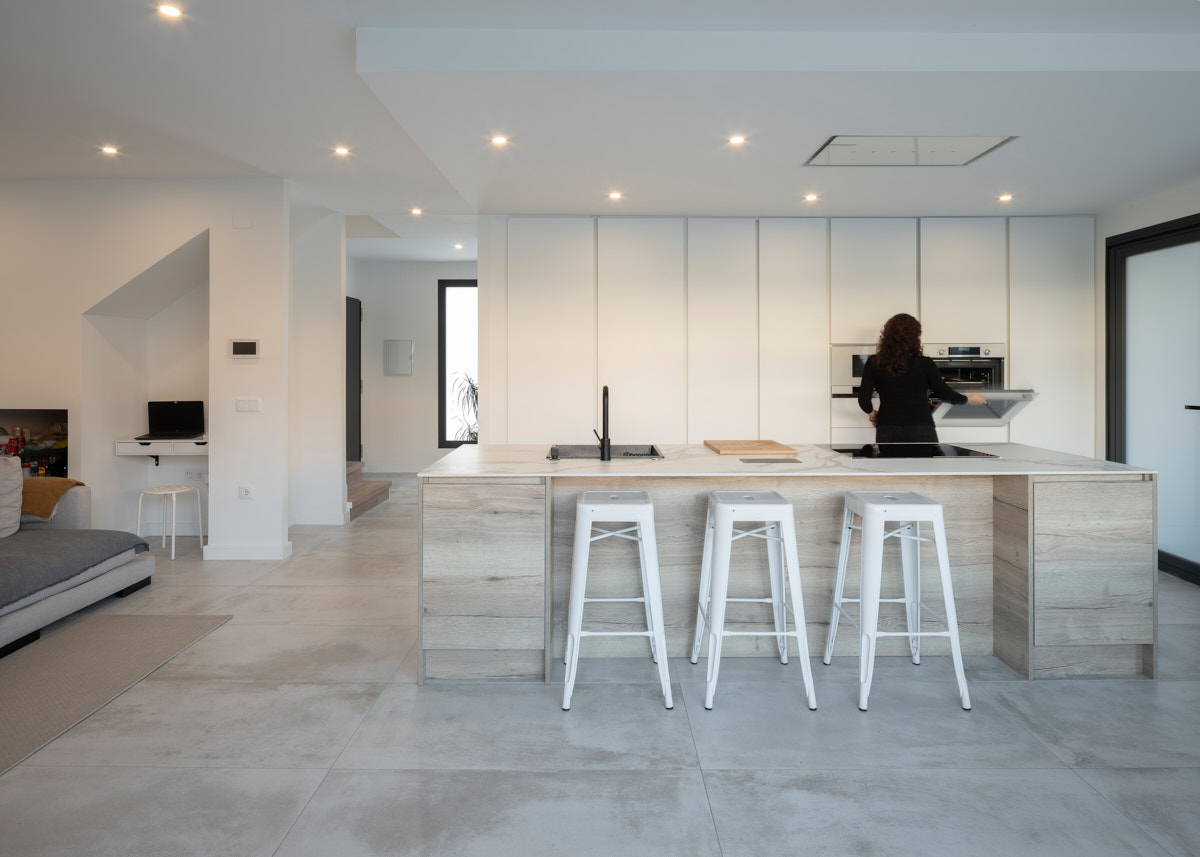VIVIENDA CASA DISEÑO MODERNA LA VERA CACERES 11