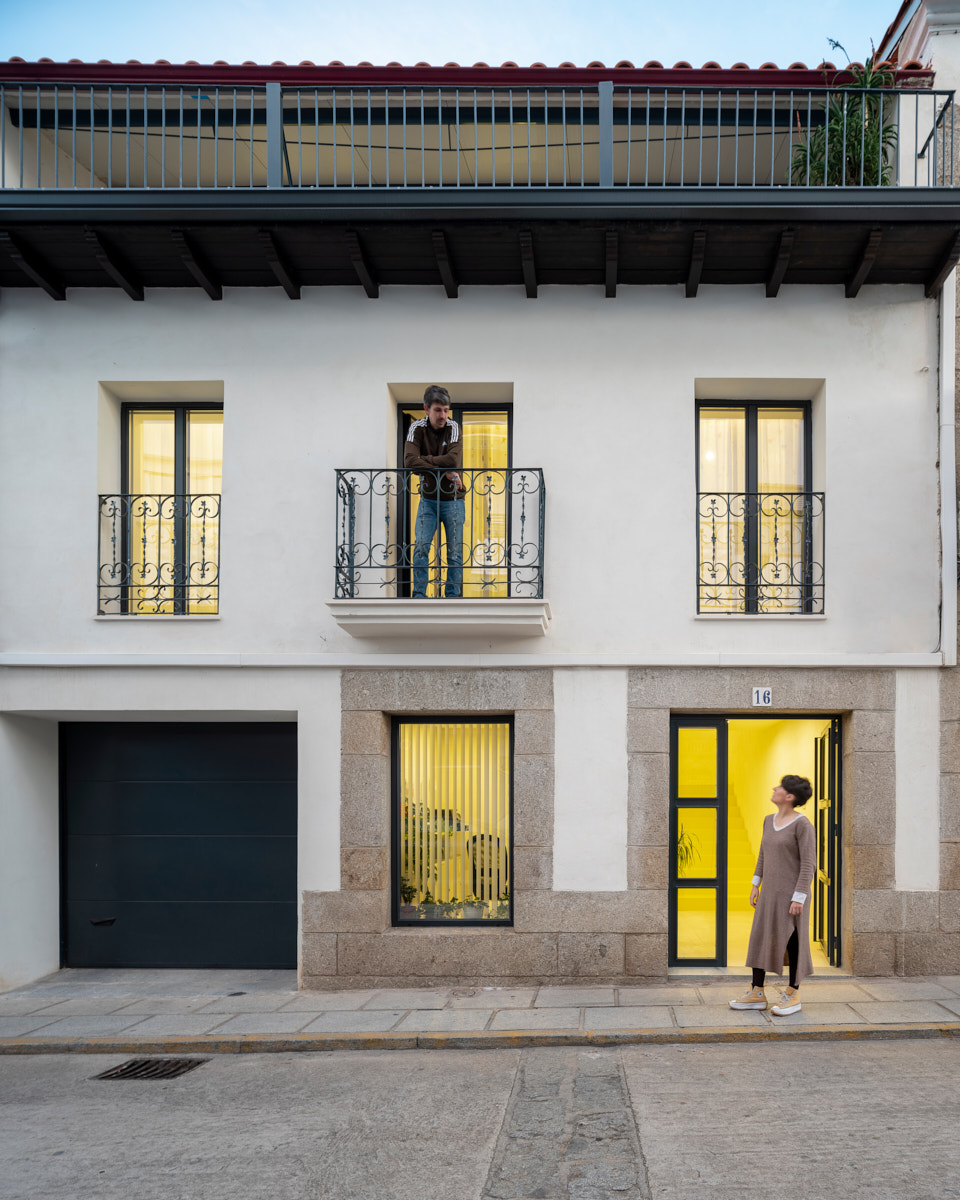 VIVIENDA CASA DISEÑO MODERNA LA VERA CACERES 25 NUBA REHABILITACION