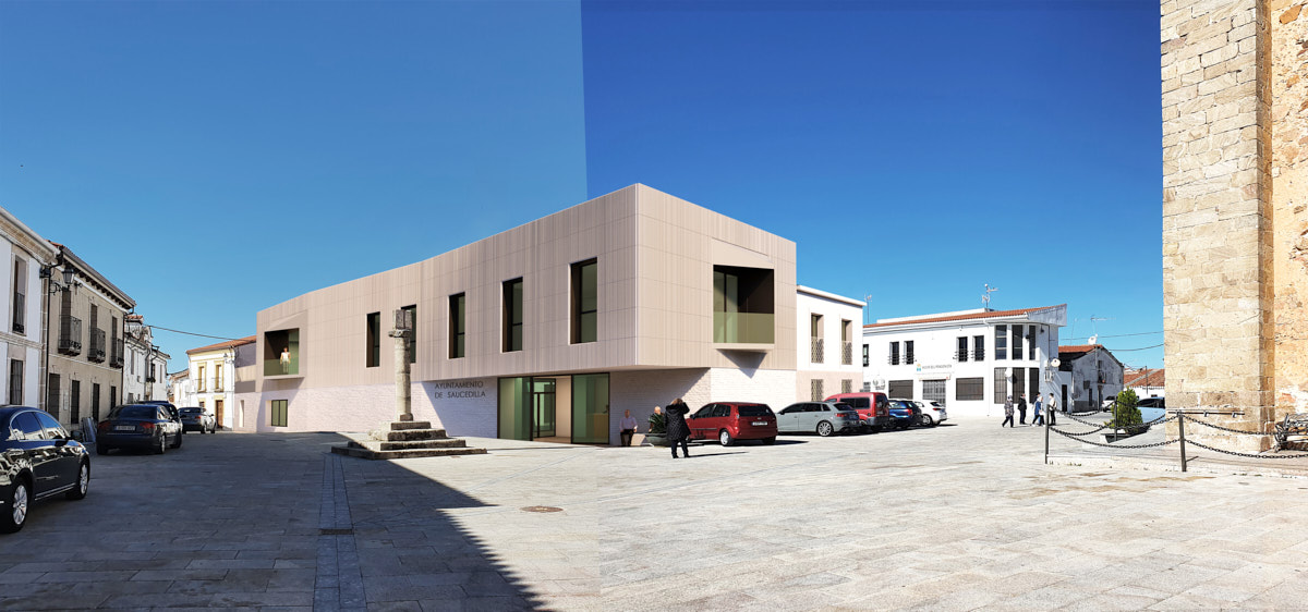 Ayuntamiento con Detalles Arquitectónicos Únicos, La Vera, Cáceres, AYUNTAMIENTO