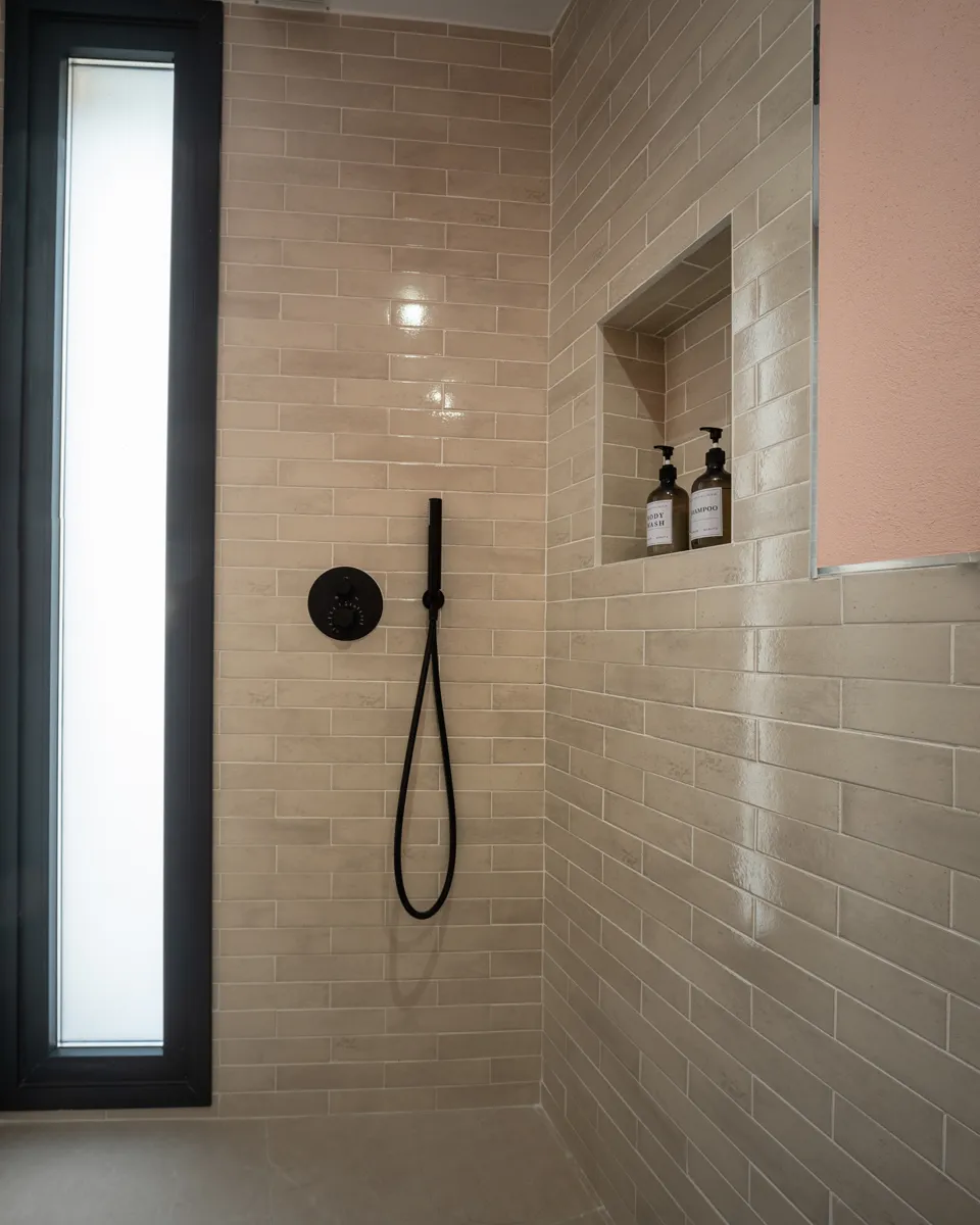 nuba-arquitectura-vivienda-vivienda-en-la-vera-aseo-2